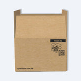 epackbox F4紙箱的端面特寫,清晰展示品牌標識、「掃碼訂箱」QR Code二維碼及官方網址epackbox.com.hk,方便用戶快速回購。