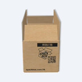 epackbox P7紙箱的側面特寫,顯示品牌標識、用於快速訂購的QR Code二維碼及epackbox.com.hk網址。