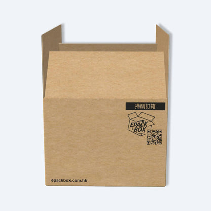 F6s紙箱的側面面板特寫，清晰展示epackbox品牌標識、用於掃碼訂箱的QR Code二維碼以及官方網址epackbox.com.hk。