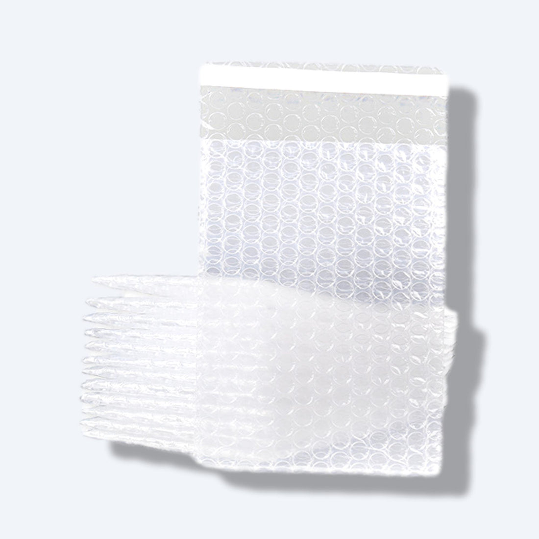 多個堆疊的電商適用防撞透明bubble氣珠膠袋，特製氣珠膠結構，確保郵寄安全性與商品防護。